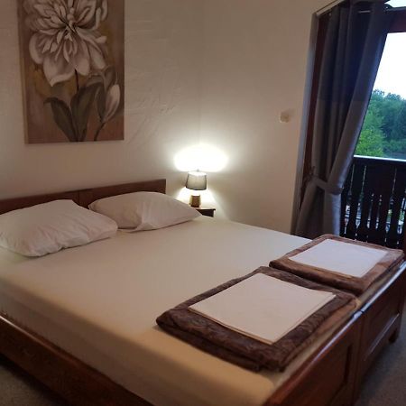 Rooms Brig Дуга Реса Екстер'єр фото